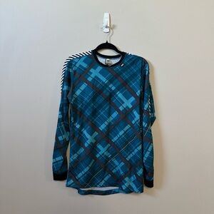 Helly Hansen blue men’s long sleeve base layer top